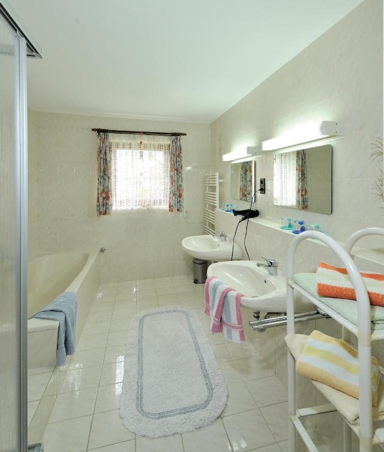 110 Qm Ferienwohnung Haus Renn 비쇼프스비에젠 외부 사진